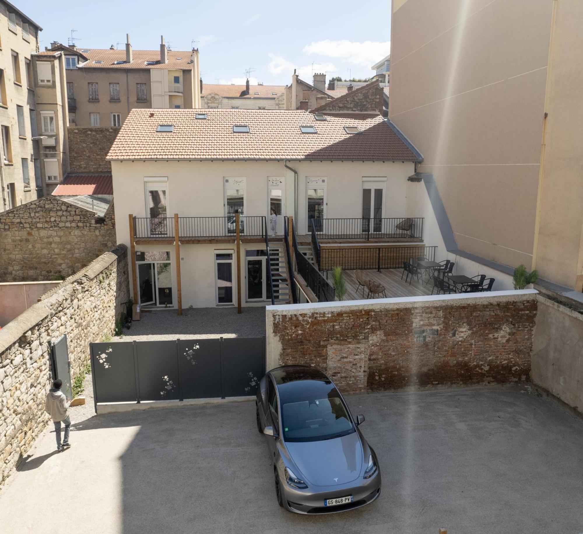 Bibemus Casa Maja - Baignoire Balneo - Parking - Terrasse Lägenhet Saint-Etienne  Exteriör bild